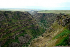 Դին դուրս է բերվել կիրճից